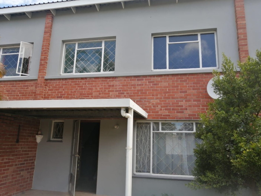 To Let 3 Bedroom Property for Rent in Linton Grange Eastern Cape